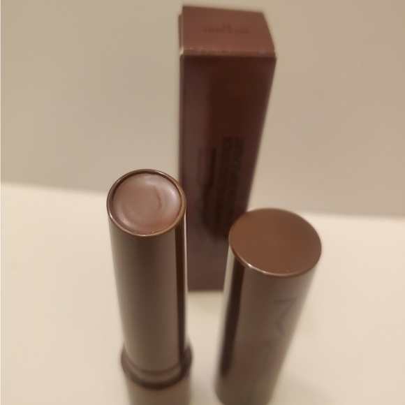 COPY - MAC Squirt Plumping LipGloss Stick (Lower Cut).NWT - Picture 5 of 9